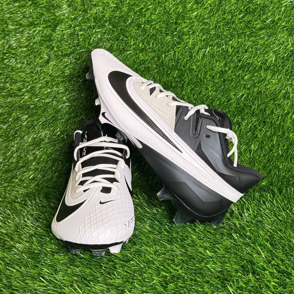 Size 11.5 - Mens Wide Nike Vapor Edge Elite 360 2  Football Cleats - FJ6125-004 - Picture 2 of 6